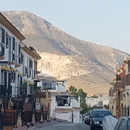 Excelente Habitacion En Bonita Y Tranquila Casa En Pueblo *