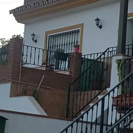 Excelente Habitacion En Bonita Y Tranquila Casa En Pueblo