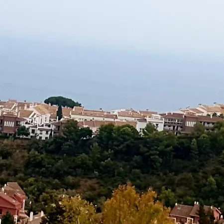 Homestay Excelente Habitacion En Bonita Y Tranquila Casa En Pueblo Benalmadena