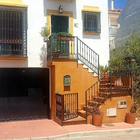 Excelente Habitacion En Bonita Y Tranquila Casa En Pueblo 民宿